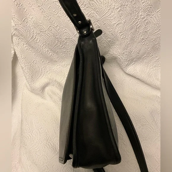 Coach Vintage Legacy Flap Black Leather Bag Purse Handbag Crossbody 9144 - Picture 5 of 16